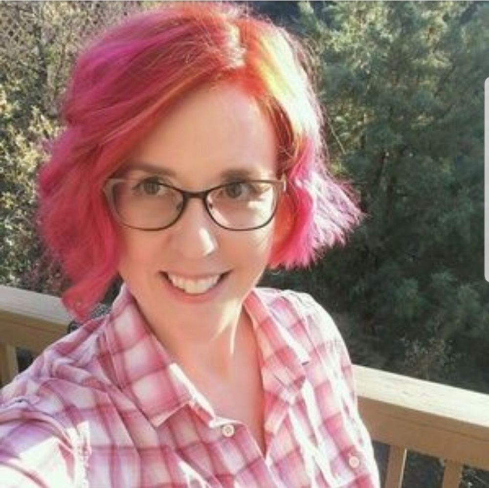 Meet your Posher, Kelly